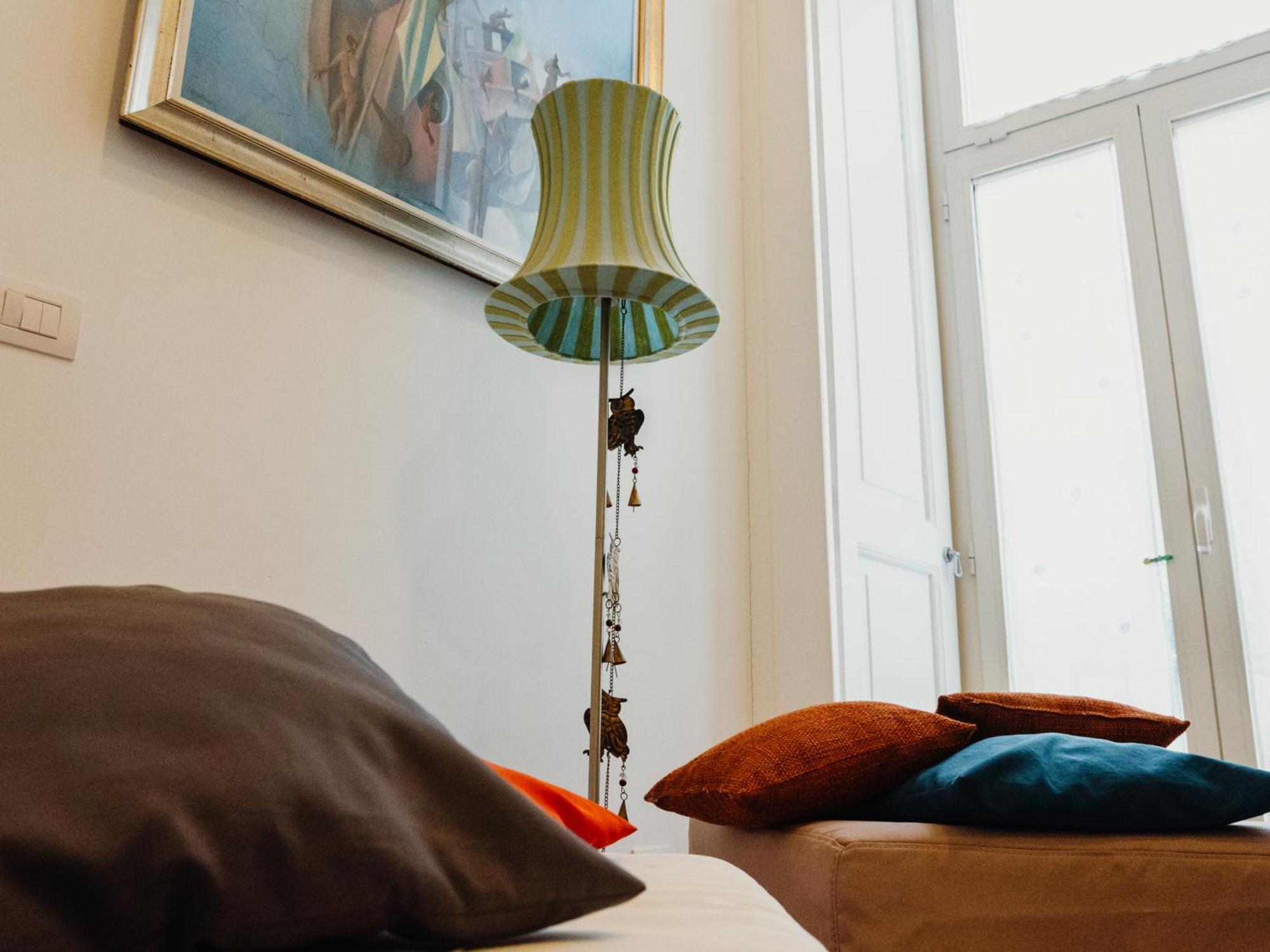 ナポリ Lo Specchio Dei Papiri Bed & Breakfast エクステリア 写真